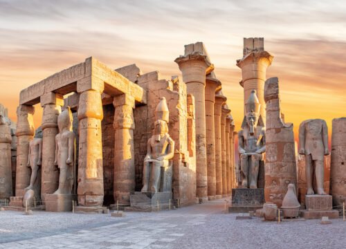 2 Day Luxor Tour in a Small Group by Van (Karnak and Valley of the Kings)