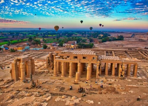 2 Day Luxor Tour in a Small Group by Van (Karnak and Valley of the Kings)